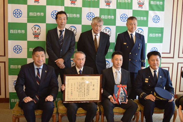 <四日市市役所 市長への表敬訪問>