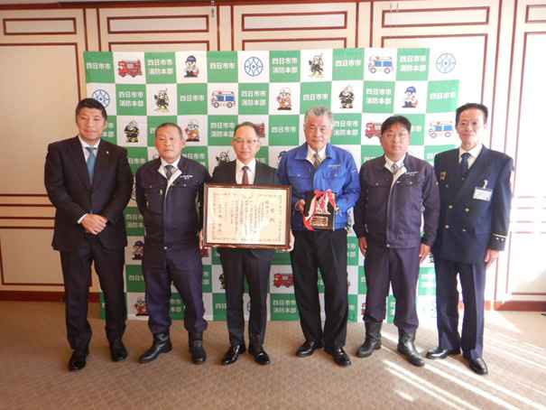 ＜四日市市役所　市長への表敬訪問＞